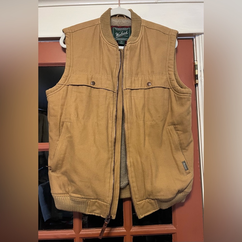 Woolrich Vest with Sherpa Lining